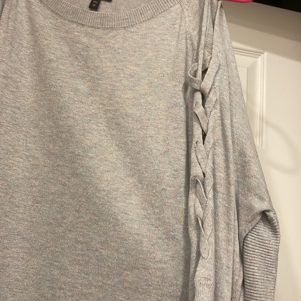 NWOT Express Sweater - Picture 3 of 3